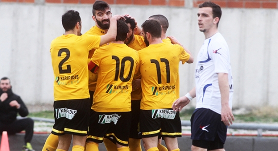 &Nu;ί&kappa;&eta; &sigma;&epsilon; 12'  ...&alpha;&phi;&iota;&epsilon;&rho;&omega;&mu;έ&nu;&eta; &sigma;&tau;&omicron;&upsilon;&sigmaf; &kappa;&omicron;&mu;&pi;&lambda;&epsilon;&xi;&iota;&kappa;&omicron;ύ&sigmaf;!