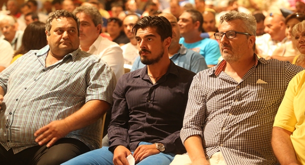 &Tau;&omicron; &chi;&rho;ί&sigma;&mu;&alpha; &sigma;&tau;&omicron;&nu; &Alpha;&rho;&beta;&alpha;&nu;&iota;&tau;ί&delta;&eta; ...έ&rho;&chi;&omicron;&nu;&tau;&alpha;&iota; &omicron;&iota; &pi;&rho;ώ&tau;&epsilon;&sigmaf; &alpha;&nu;&alpha;&kappa;&omicron;&iota;&nu;ώ&sigma;&epsilon;&iota;&sigmaf;