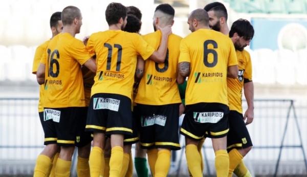 &Kappa;&epsilon;&rho;&delta;ί&zeta;&epsilon;&iota; &kappa;&alpha;&iota; &tau;&omicron;&nu; &tau;&epsilon;&lambda;&epsilon;&iota;ώ&nu;&epsilon;&iota;