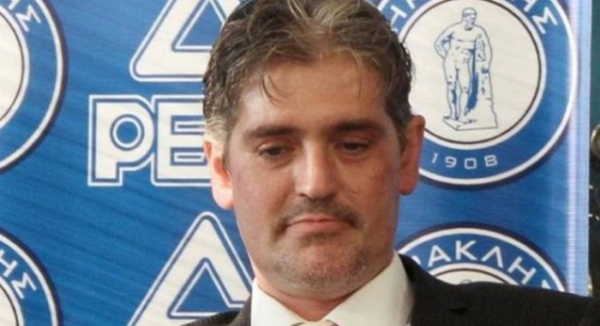 "&Xi;&upsilon;&pi;&nu;&eta;&tau;ή&rho;&iota;" &eta; &pi;&rho;ό&tau;&alpha;&sigma;&eta; &Gamma;&alpha;&lambda;&alpha;&nu;&omicron;ύ