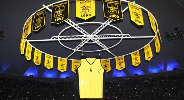 &Sigma;&tau;&eta;&rho;ί&zeta;&omicron;&upsilon;&mu;&epsilon; &tau;&omicron; "Nick Galis Cup", &tau;&iota;&mu;&omicron;ύ&mu;&epsilon; &tau;&omicron;&nu; &mu;&pi;&alpha;&sigma;&kappa;&epsilon;&tau;&iota;&kappa;ό &Theta;&epsilon;ό!