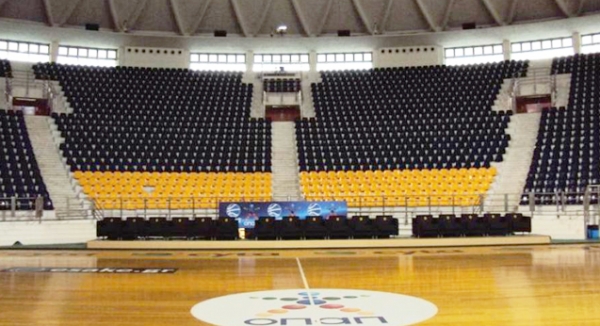 &Mu;&epsilon; &Mu;&omicron;&upsilon;&rho;&alpha;&tau;ί&delta;&eta; &sigma;&tau;&omicron;&nu; &pi;ά&gamma;&kappa;&omicron; &kappa;&alpha;&iota; &chi;&omega;&rho;ί&sigmaf; &kappa;ό&sigma;&mu;&omicron; &kappa;ό&nu;&tau;&rho;&alpha; &sigma;&tau;&omicron;&nu; &Kappa;&omicron;&lambda;&omicron;&sigma;&sigma;ό