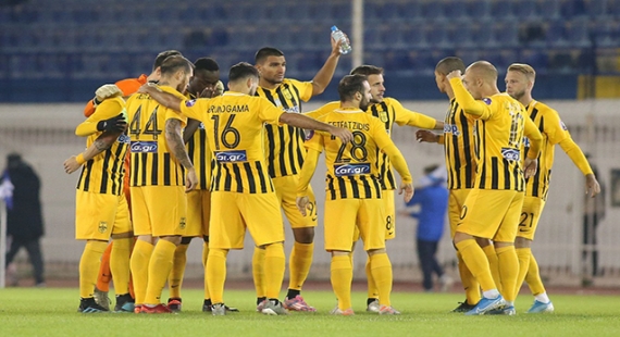 &Pi;&alpha;&iota;&chi;&nu;ί&delta;&iota; &alpha;&pi;&omicron;&delta;&epsilon;ί&xi;&epsilon;&omega;&nu; &sigma;&tau;&omicron; &Kappa;&alpha;&rho;&alpha;ϊ&sigma;&kappa;ά&kappa;&eta;