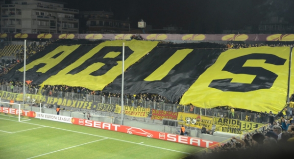 &Kappa;&epsilon;&rho;&delta;ί&zeta;&epsilon;&iota; &kappa;&alpha;&iota; &pi;&rho;&omicron;&beta;ά&rho;&epsilon;&iota; &tau;&omicron; &epsilon;&upsilon;&rho;&omega;&pi;&alpha;ϊ&kappa;ό &tau;&omicron;&upsilon; &kappa;&omicron;&sigma;&tau;&omicron;ύ&mu;&iota;